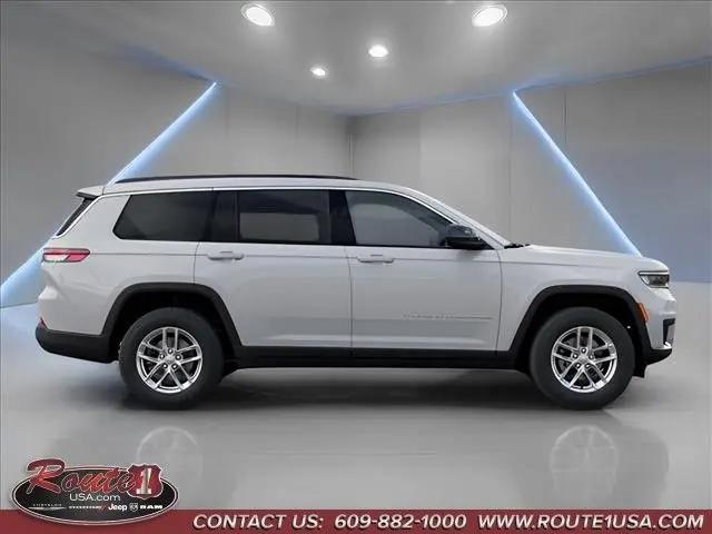 2026 Jeep Grand Cherokee L Laredo 4x4