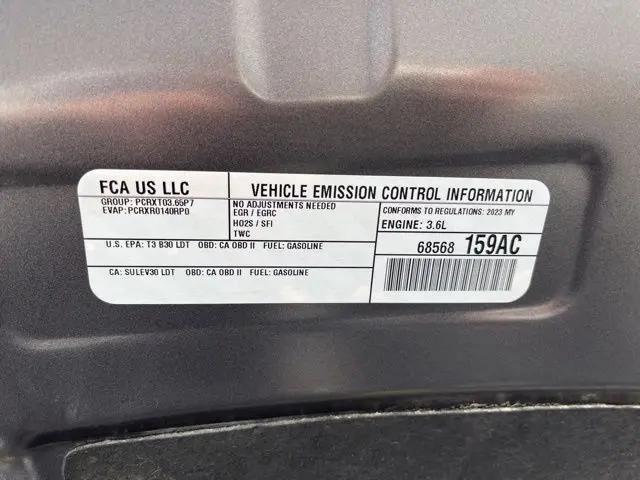 2023 Chrysler Pacifica Touring L