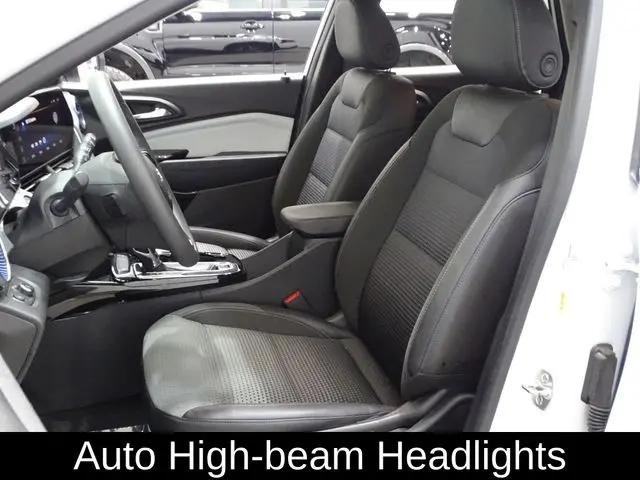 2024 Chevrolet Trax FWD LT
