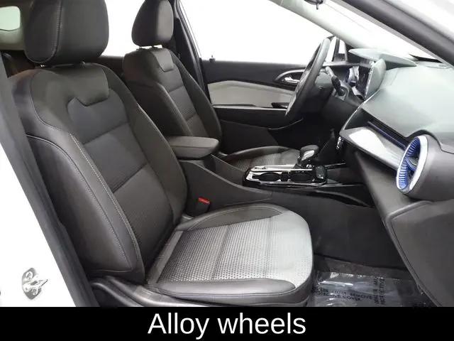 2024 Chevrolet Trax FWD LT