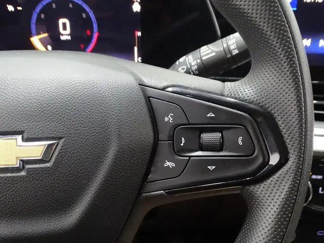 2024 Chevrolet Trax FWD LT