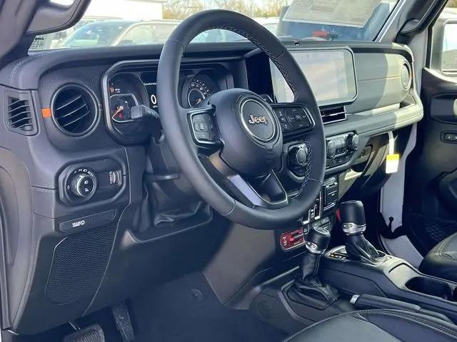 2026 Jeep Gladiator Sport