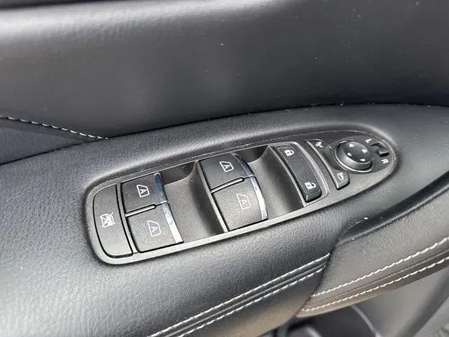 2024 INFINITI QX80 LUXE AWD