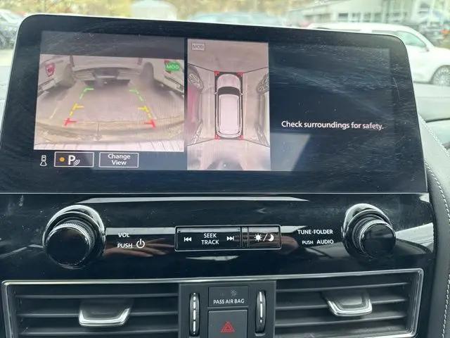 2024 INFINITI QX80 LUXE AWD