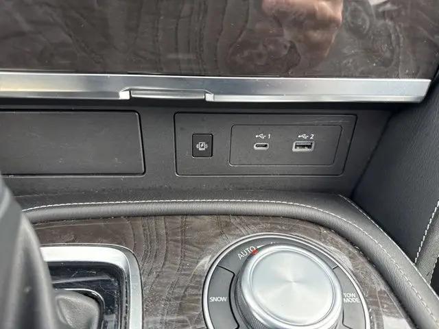 2024 INFINITI QX80 LUXE AWD