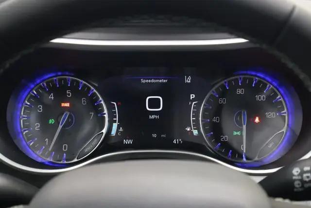2026 Chrysler Pacifica Select AWD