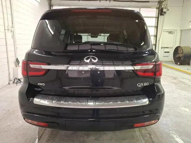 2023 INFINITI QX80 LUXE AWD