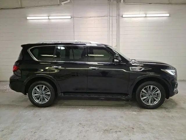 2023 INFINITI QX80 LUXE AWD