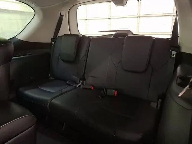 2023 INFINITI QX80 LUXE AWD