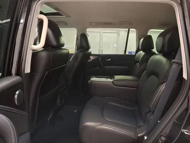 2023 INFINITI QX80 LUXE AWD