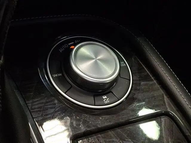 2023 INFINITI QX80 LUXE AWD