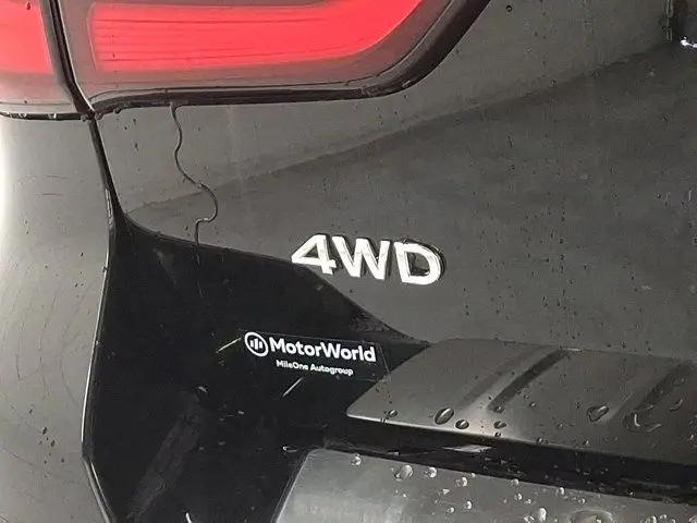 2023 INFINITI QX80 LUXE AWD