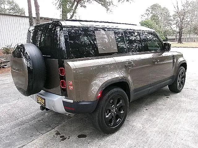 2024 Land Rover Defender 110 P400 S