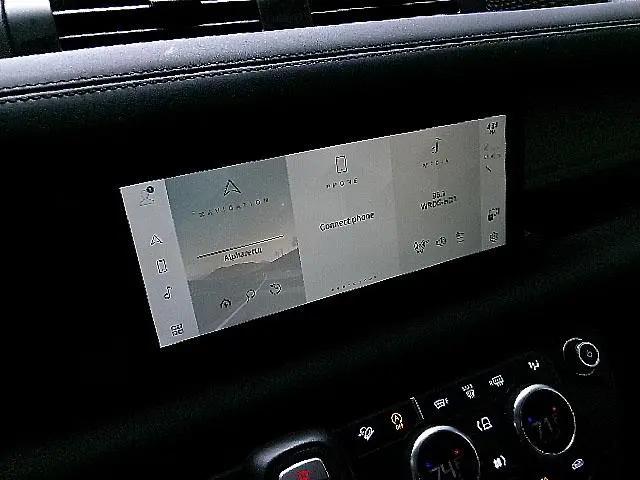 2024 Land Rover Defender 110 P400 S