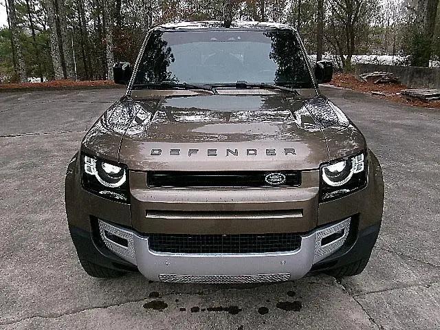 2024 Land Rover Defender 110 P400 S