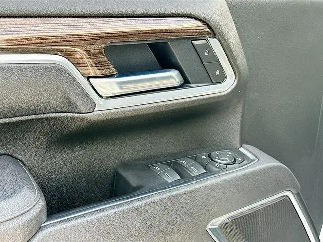 2025 Chevrolet Silverado 2500HD 4WD Crew Cab Standard Bed LT