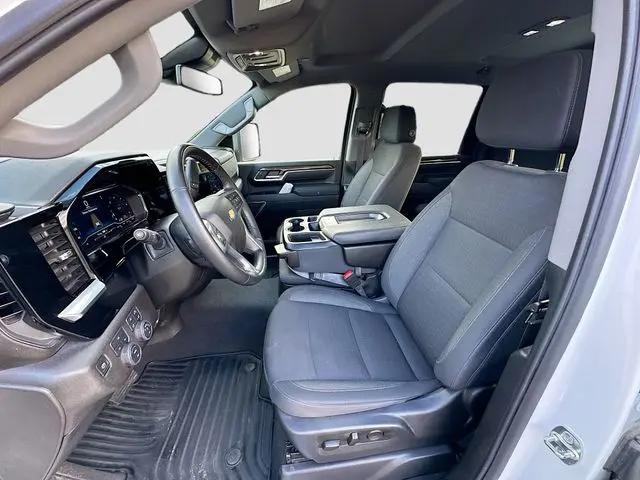 2025 Chevrolet Silverado 2500HD 4WD Crew Cab Standard Bed LT