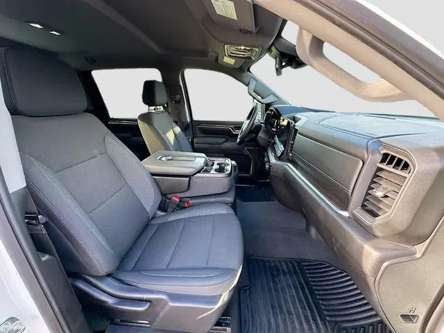2025 Chevrolet Silverado 2500HD 4WD Crew Cab Standard Bed LT