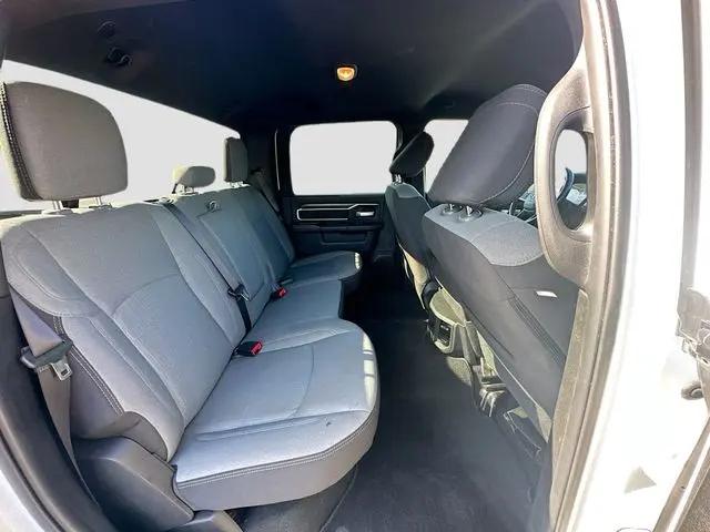 2024 Ram 3500 Big Horn Crew Cab 4x4 8' Box