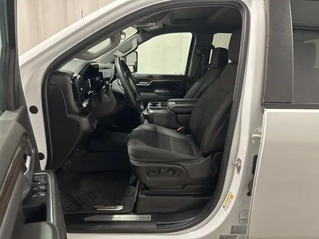 2025 Chevrolet Silverado 2500HD 4WD Crew Cab Standard Bed LT