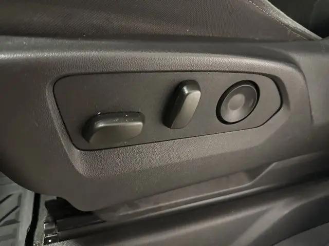 2025 Chevrolet Silverado 2500HD 4WD Crew Cab Standard Bed LT