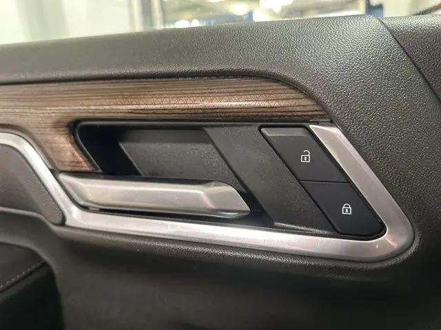 2025 Chevrolet Silverado 2500HD 4WD Crew Cab Standard Bed LT