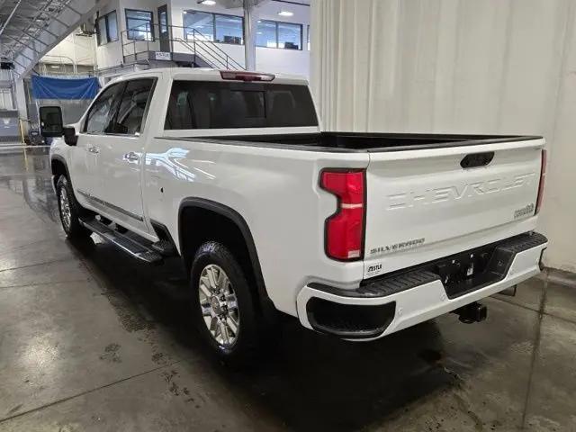 2025 Chevrolet Silverado 3500HD 4WD Crew Cab Standard Bed High Country