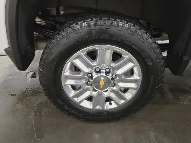 2025 Chevrolet Silverado 3500HD 4WD Crew Cab Standard Bed High Country