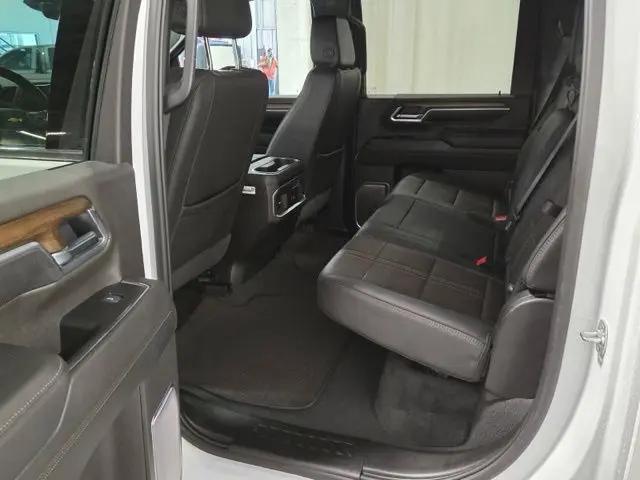 2025 Chevrolet Silverado 3500HD 4WD Crew Cab Standard Bed High Country