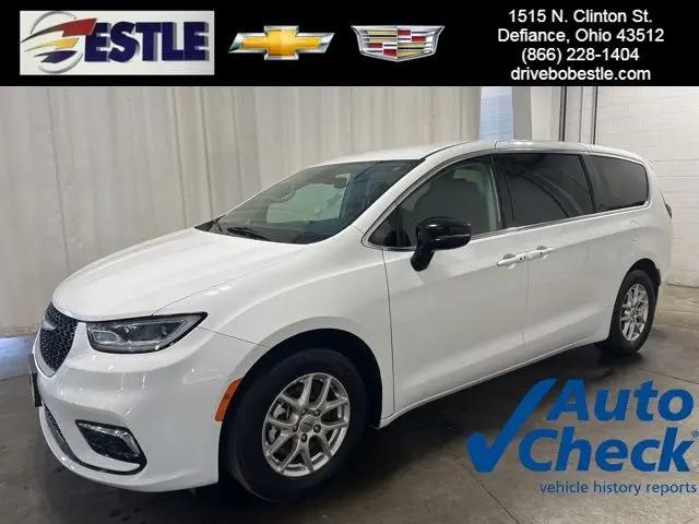 2024 Chrysler Pacifica Touring L for sale in Defiance, OH