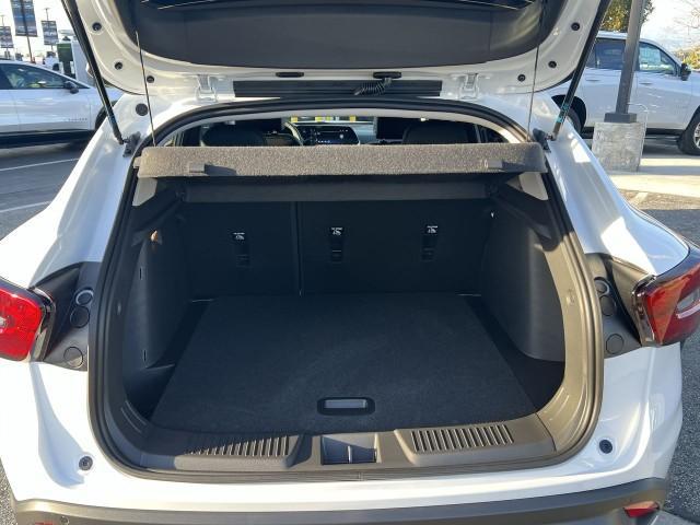 2026 Chevrolet Trax FWD LT