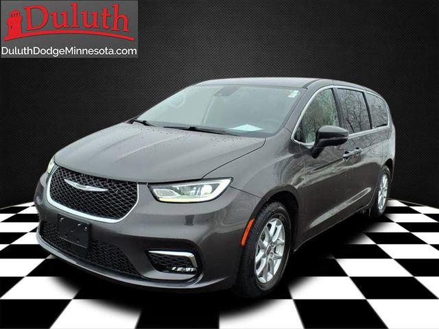 2023 Chrysler Pacifica Touring L for sale in Duluth, MN