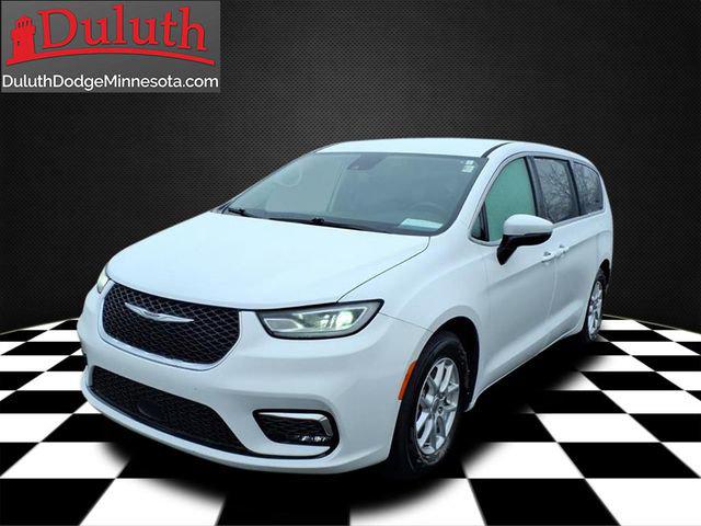 2023 Chrysler Pacifica Touring L for sale in Duluth, MN