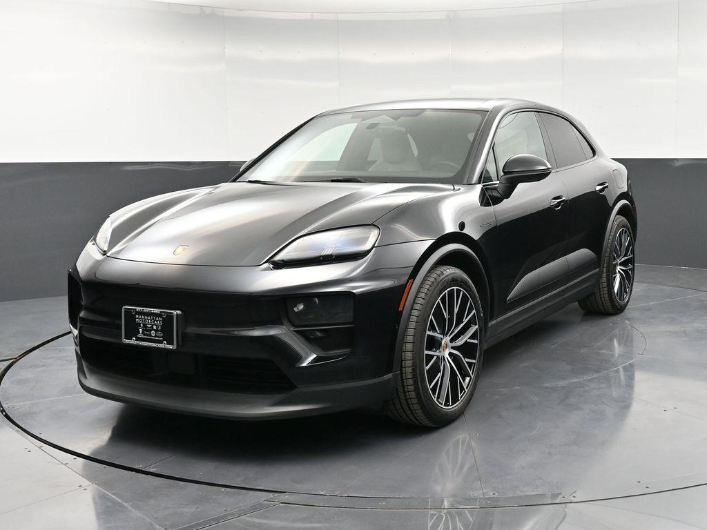 /2025 Porsche Macan-Electric