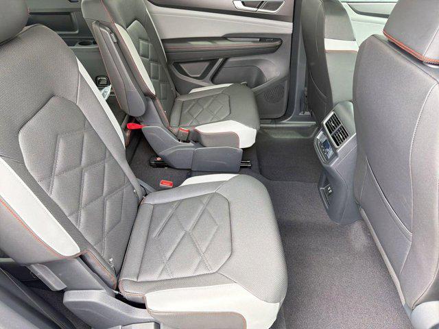 2026 Volkswagen Atlas Peak Edition
