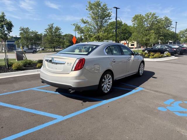2009 Lincoln MKS Base AWD 4dr Sedan