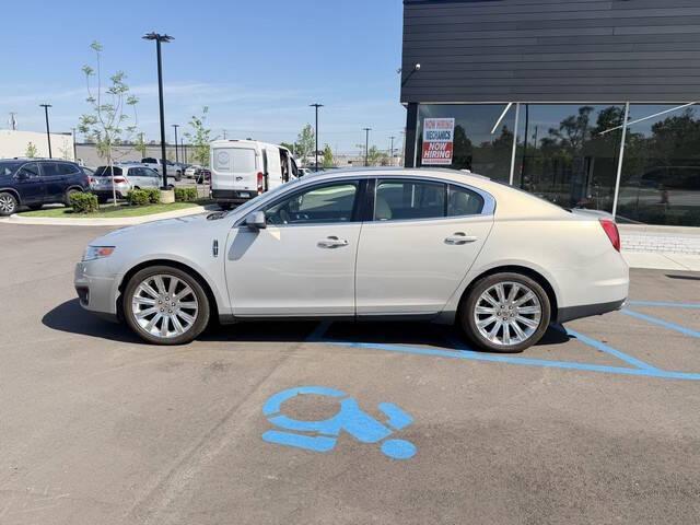 2009 Lincoln MKS Base AWD 4dr Sedan