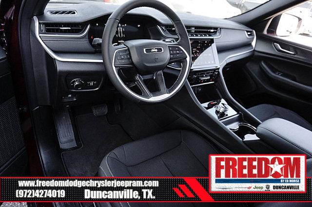 2026 Jeep Grand Cherokee Altitude 4x2