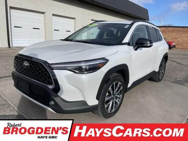 2025 Toyota Corolla Cross XLE for sale in Hays, KS