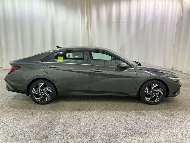 2026 Hyundai Elantra Hybrid Limited