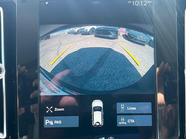 2021 Volvo XC40 T5 Momentum