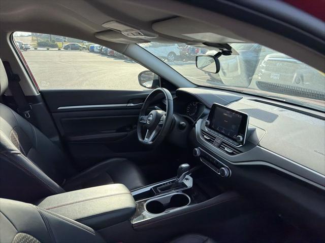 2025 Nissan Altima SR FWD