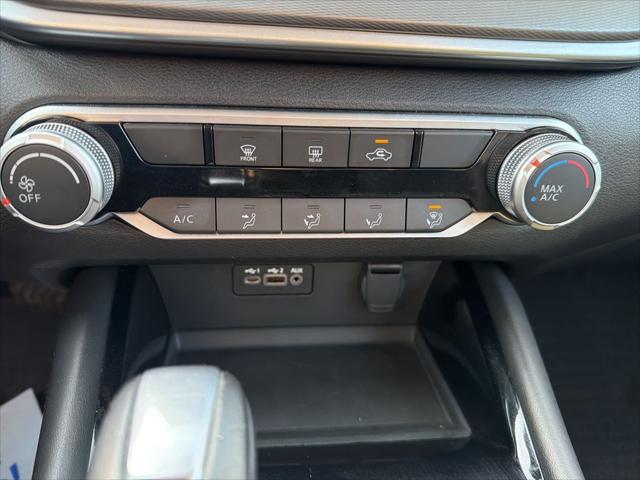 2025 Nissan Altima SR FWD
