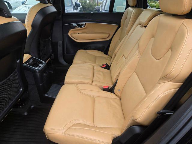 2024 Volvo XC90 Recharge T8 Ultimate Bright Theme 7-Seater