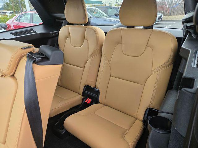 2024 Volvo XC90 Recharge T8 Ultimate Bright Theme 7-Seater