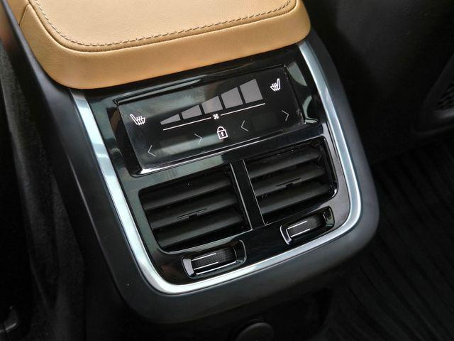 2024 Volvo XC90 Recharge T8 Ultimate Bright Theme 7-Seater