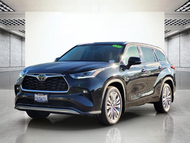 2022 Toyota Highlander Platinum