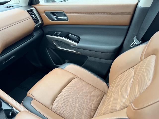 2024 Nissan Pathfinder Platinum 4WD