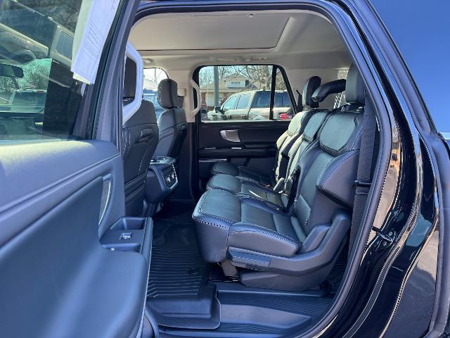 2025 Ford Expedition Platinum MAX