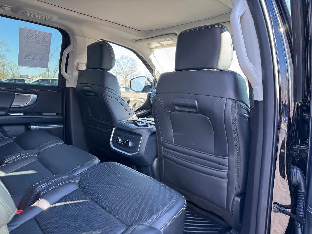 2025 Ford Expedition Platinum MAX